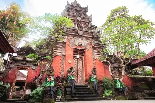 ubud-palace